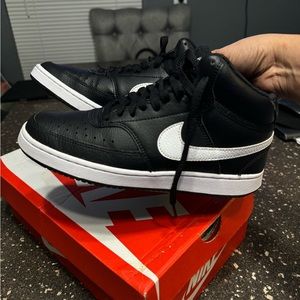 Nike / Women’s size 7